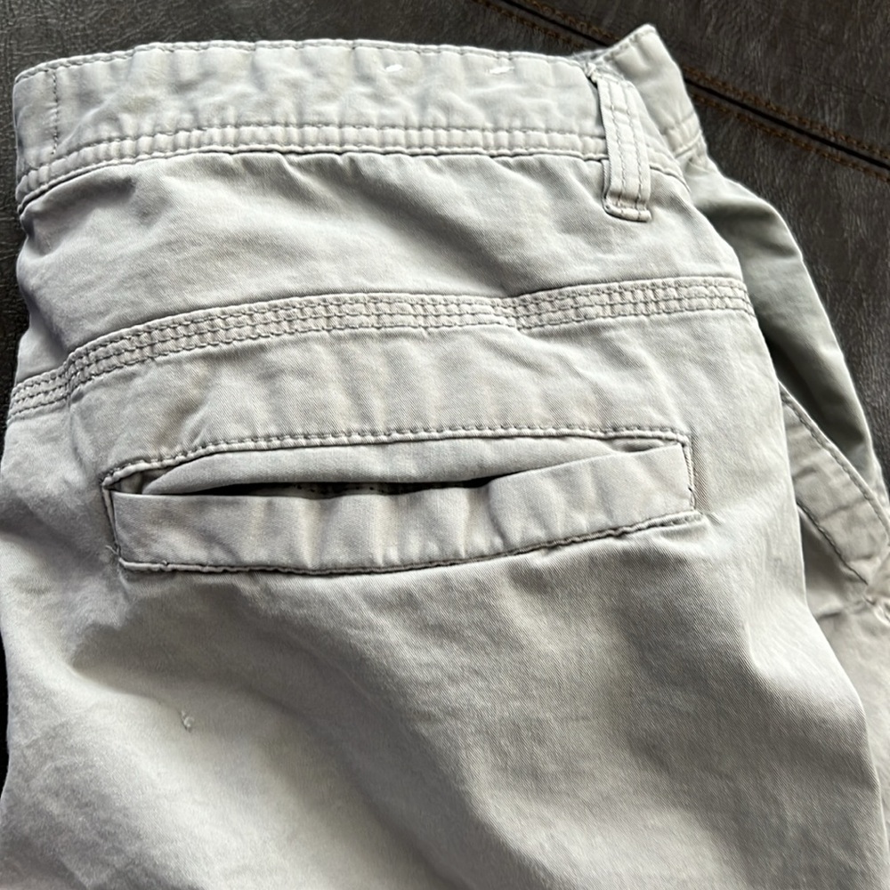 Gray jogger - Picture 4 of 4